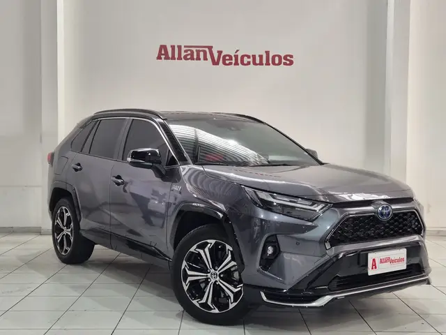 Carro Toyota RAV4 2024 XSE Plug-in (Hibrido)