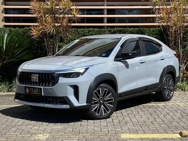 Carro Fiat Fastback 2026 Audace T200 Hybrid