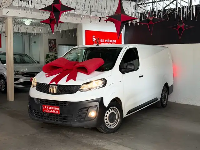 Carro Fiat Scudo 2023 e-Scudo (Elétrico)