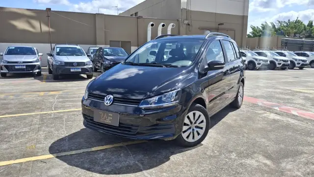 Carro Volkswagen SpaceFox 2016 1.6 VHT Trendline I-Motion (Flex)