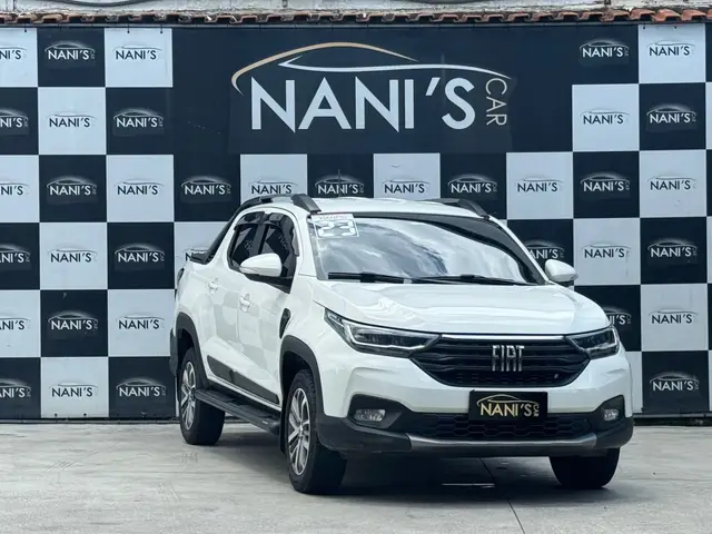 Carro Fiat Strada 2023 Volcano 1.3 CD (Flex)