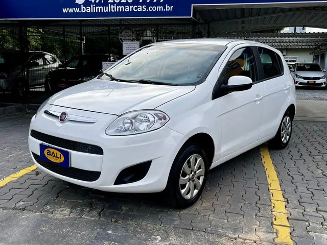 Carro Fiat Palio 2016 ATTRA. Best Seller 1.4 EVO Flex 5p