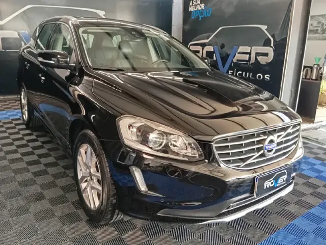 Carro Volvo XC60 2017 2.0 T5 Momentum