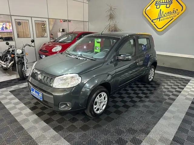 Carro Fiat Uno 2012 Vivace 1.0 8V (Flex) 4p