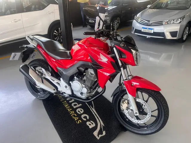 Moto Honda CB 250F Twister 2016 Standard