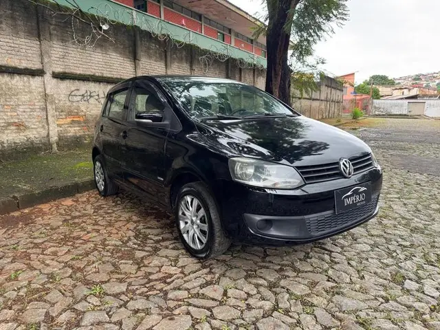 Carro Volkswagen Fox 2013 1.0 TEC (Flex) 2p
