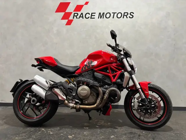 Moto Ducati Monster 2015 1200