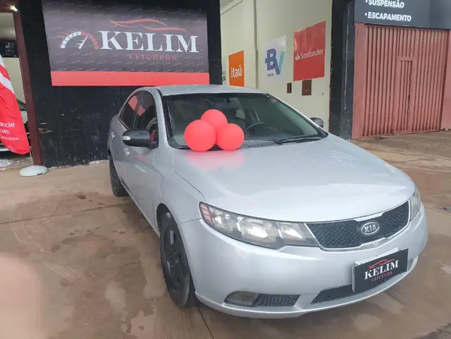 Carro Kia Cerato 2011 EX 1.6 16V 6vel