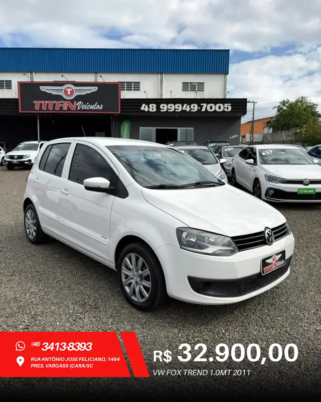 Carro Volkswagen Fox 2011 1.0 8V (Flex) 2p