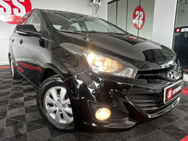 Carro Hyundai HB20S 2015 1.6 Comfort Plus (Flex)