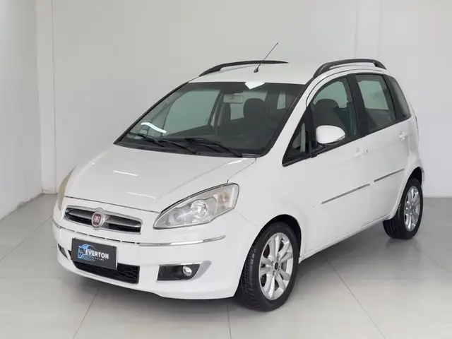 Carro Fiat Idea 2014 Essence 1.6 16V E.TorQ (Flex)