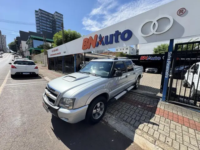 Carro Chevrolet S10 Cabine Dupla 2011 S10 Executive 4x2 2.4 (Flex) (Cab Dupla)