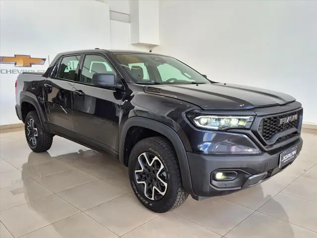 Carro Ram Rampage 2025 Rebel 2.0 Turbo