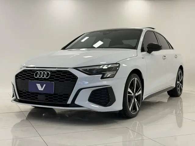 Carro Audi A3 2022 Performance Black 2.0 TFSI S tronic (Aut)