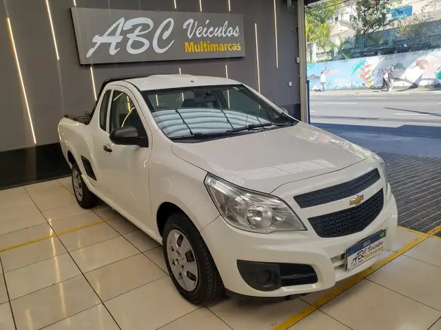 Carro Chevrolet Montana 2019 LS 1.4 (Flex)