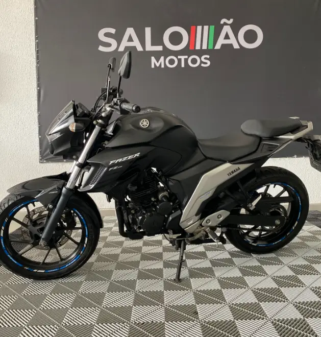 Moto Yamaha Fazer FZ25 2025 Flex