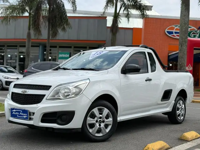 Carro Chevrolet Montana 2018 LS 1.4 (Flex)