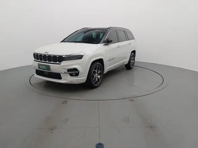 Carro Jeep Commander 2025 Overland 1.3 T270