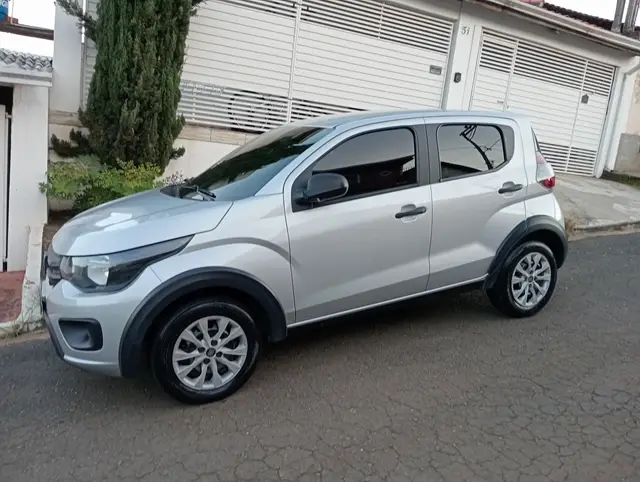 Carro Fiat Mobi 2021 Like 1.0 (Flex)