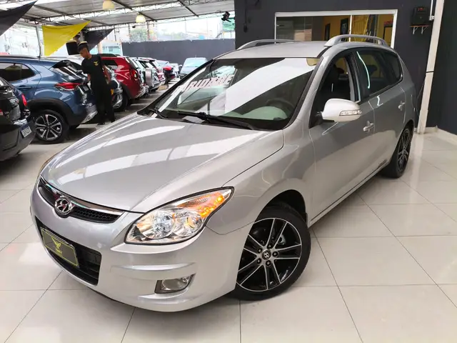 Carro Hyundai i30 CW 2012 2.0i GLS