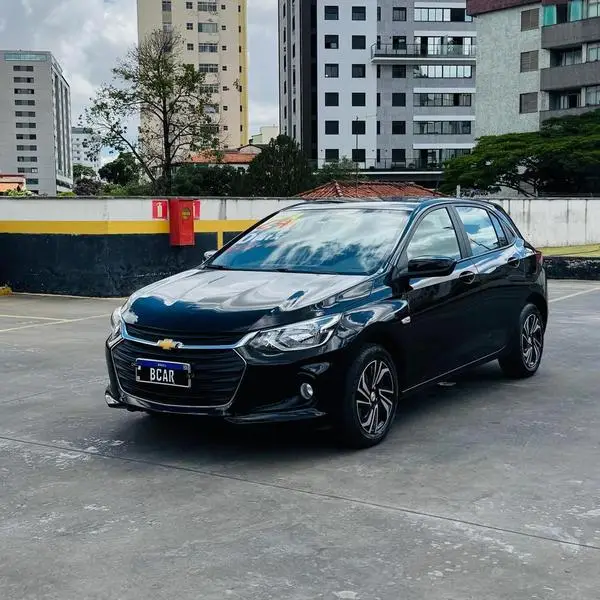 Carro Chevrolet Onix Plus 2024 LT 1.0 Turbo