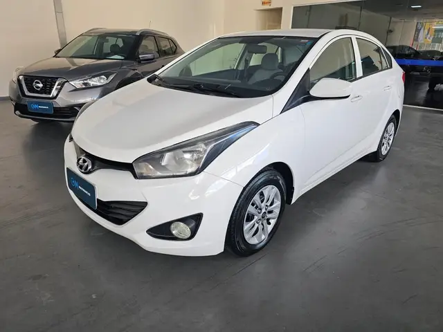 Carro Hyundai HB20S 2015 1.0 Comfort Plus (Flex)
