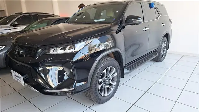 Carro Toyota SW4 2024 Diamond  2.8 Turbodiesel 4x4 (Aut.)