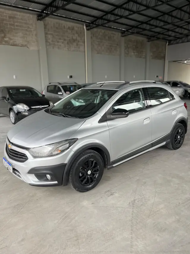 Carro Chevrolet Onix 2019 1.4 Activ SPE/4