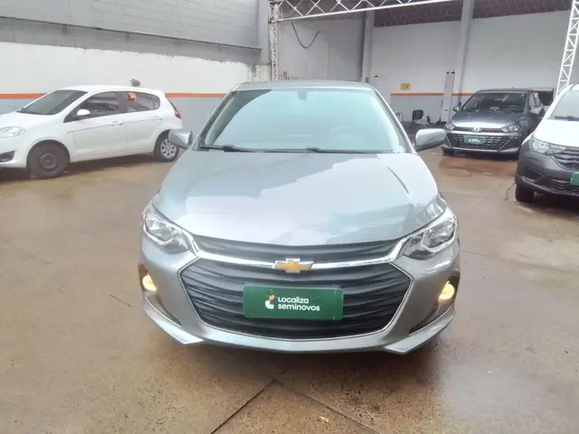 Carro Chevrolet Onix Plus 2024 LT 1.0