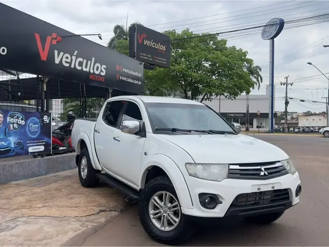 Carro Mitsubishi L200 Triton Sport 2015 3.2 DID-H HPE 4WD (Aut)
