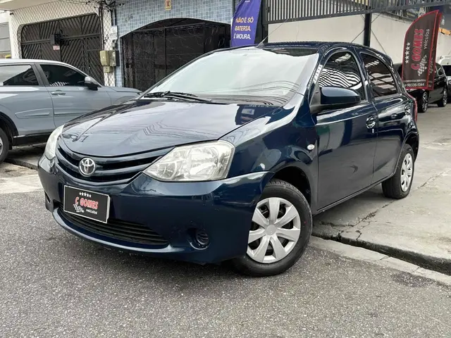 Carro Toyota Etios 2016 X 1.3 (Flex)