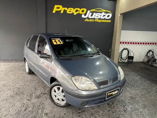 Carro Renault Scenic 2011 Scénic Authentique 1.6 16V (flex)