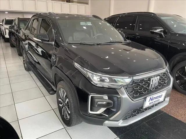 Carro Fiat Strada 2025 Volcano 1.3 Flex 8V CD Aut.