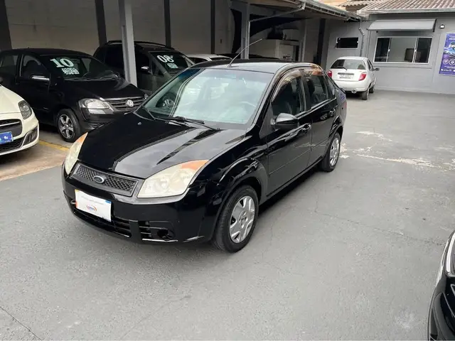 Carro Ford Fiesta Sedan 2009 1.0 (Flex)