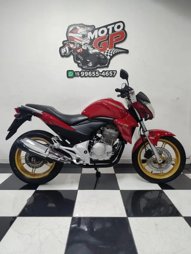 Moto Honda CB 300R 2015 (ABS)