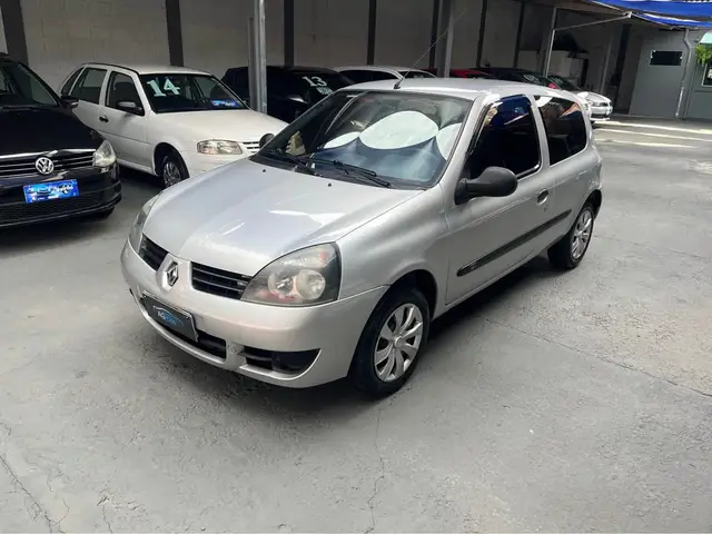 Carro Renault Clio 2012 1.0 16V (flex) 2p