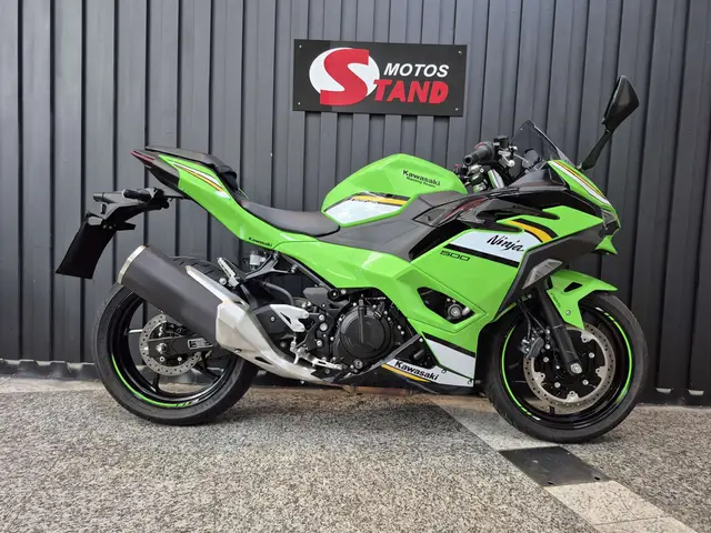 Moto Kawasaki Ninja 2025 500 SE