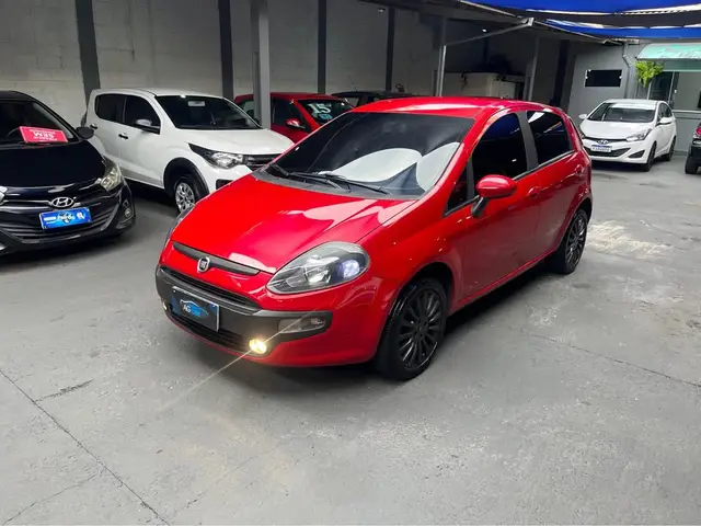 Carro Fiat Punto 2013 Attractive 1.4 (Flex)