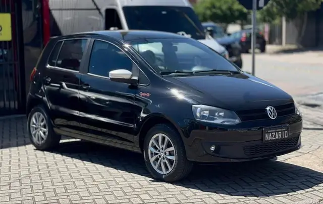Carro Volkswagen Fox 2014 1.6 VHT Rock in Rio (Flex)