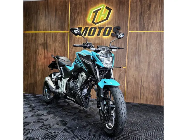 Moto Honda CB 300F Twister 2023 (ABS)