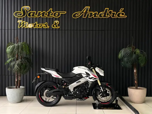 Moto Bajaj Dominar 400 2026 NS400Z