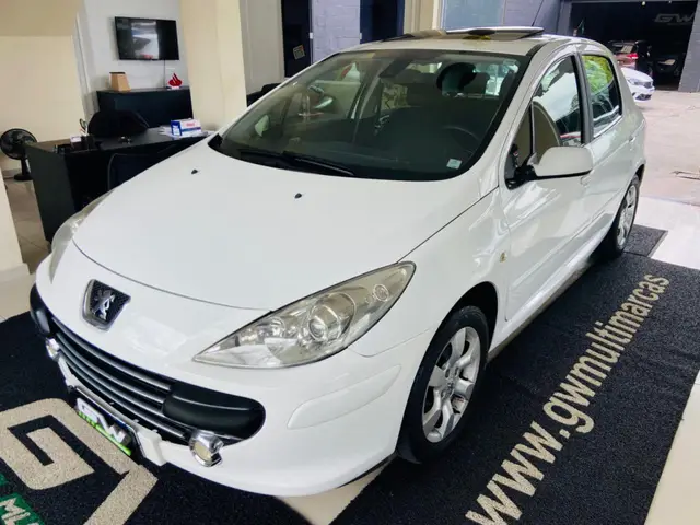 Carro Peugeot 307 2012 Hatch. Presence 1.6 16V (flex)