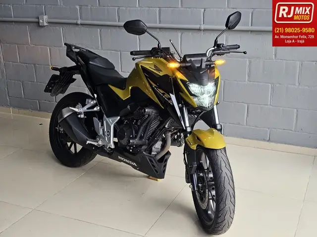 Moto Honda CB 300F Twister 2024 (ABS)