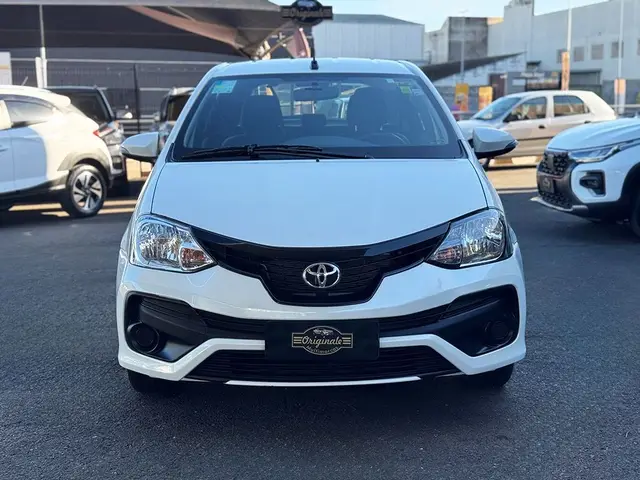 Carro Toyota Etios 2020 X Plus 1.5 (Aut) (Flex)