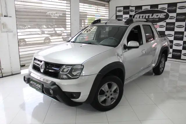 Carro Renault Duster Oroch 2016 2.0 16V Dynamique (Flex)