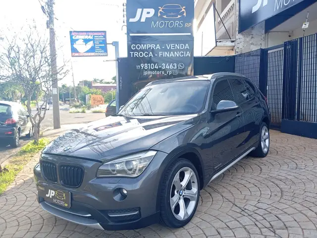 Carro BMW X1 2013 2.0 sDrive20i (Aut)