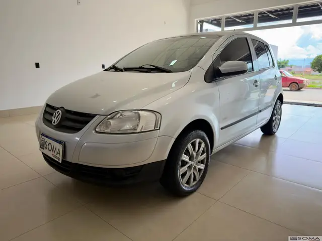 Carro Volkswagen Fox 2009 1.0 8V (Flex) 4p