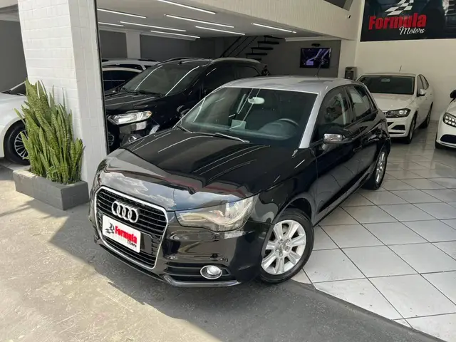 Carro Audi A1 2015 1.4 TFSI Sportback Ambition S Tronic