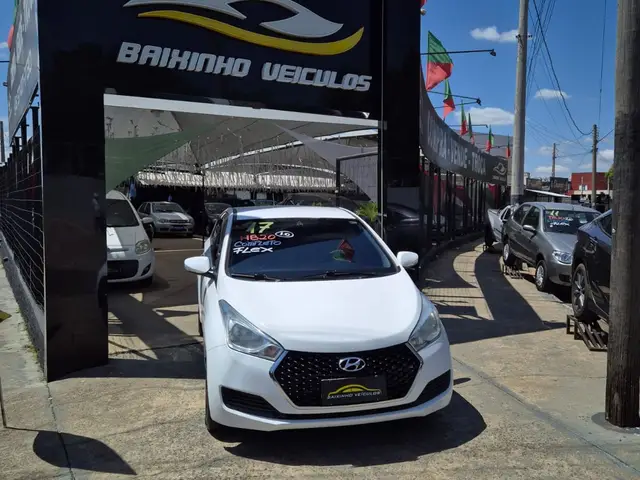 Carro Hyundai HB20 2017 1.0 Comfort Plus (Flex)