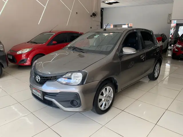 Carro Toyota Etios 2019 X Plus 1.5 (Aut) (Flex)